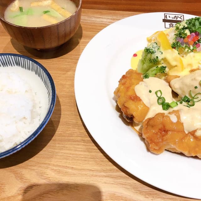 いっかく食堂 ブランチ博多パピヨンガーデン店 - サブ画像3
