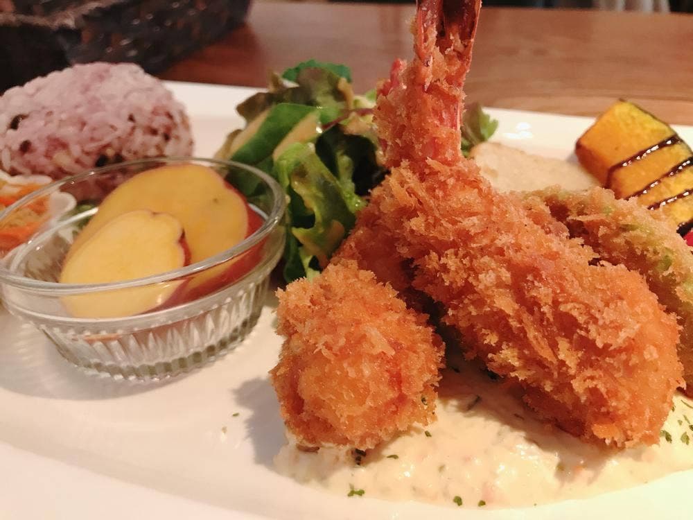RIZZA DINING