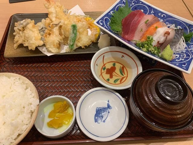 築地食堂 源ちゃん トレッサ横浜店 - サブ画像1