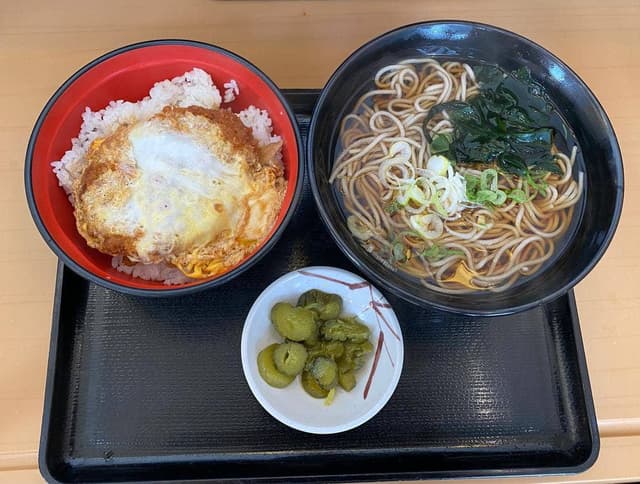 名代 富士そば 三田店 - サブ画像3