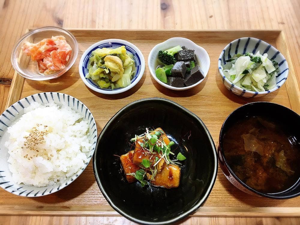 食堂ひとつむぎ