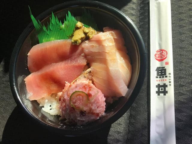 魚丼 長浜店 - サブ画像1