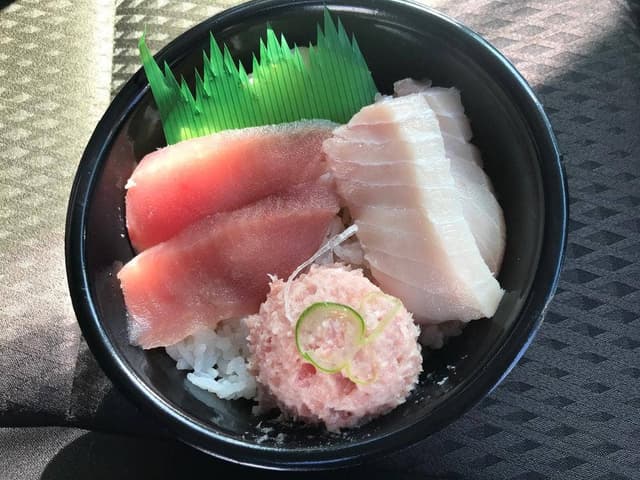 魚丼 長浜店 - サブ画像2