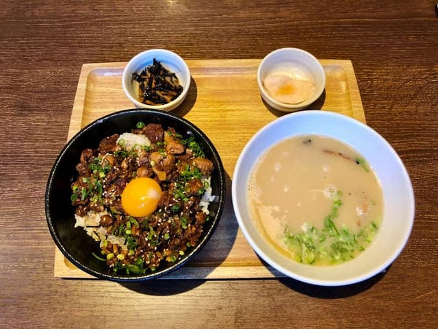 やきとり家 すみれ 名駅3丁目店 - サブ画像2