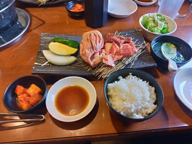 テーブルオーダーバイキング 焼肉 王道 押熊店 - サブ画像1