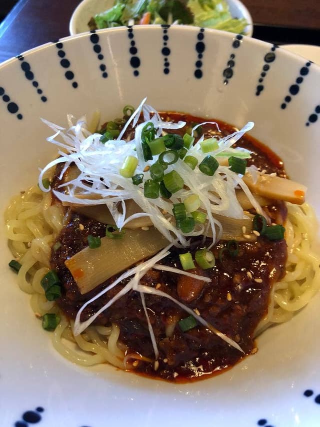 餃子酒場 鼎 - サブ画像1