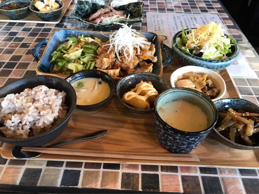 お鍋と創作料理のお店 てぃえむ
