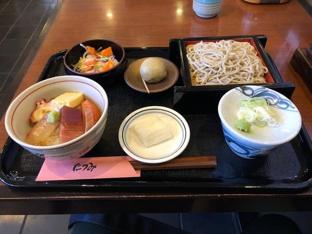 たつみそば - サブ画像1
