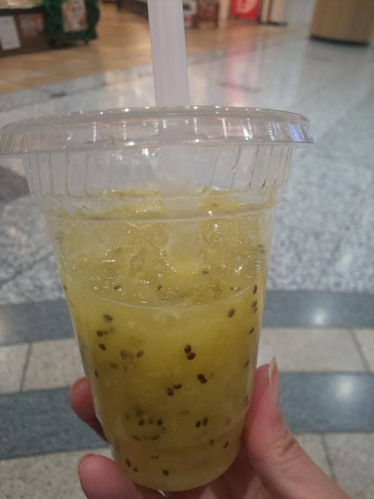 FRUIT GARDEN 山口果物 エキマルシェ新大阪