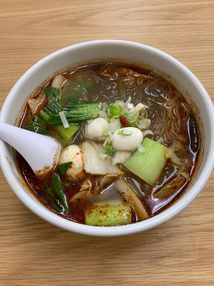 鳳凰麻辣湯 簡