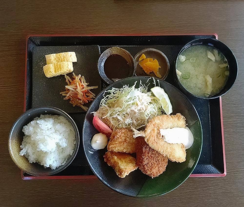 炭火焼鳥 ゆ鳥 舞子坂店