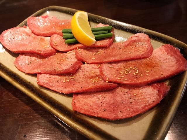 炭火焼肉肉刺しにく式 南郷18丁目店 - サブ画像3