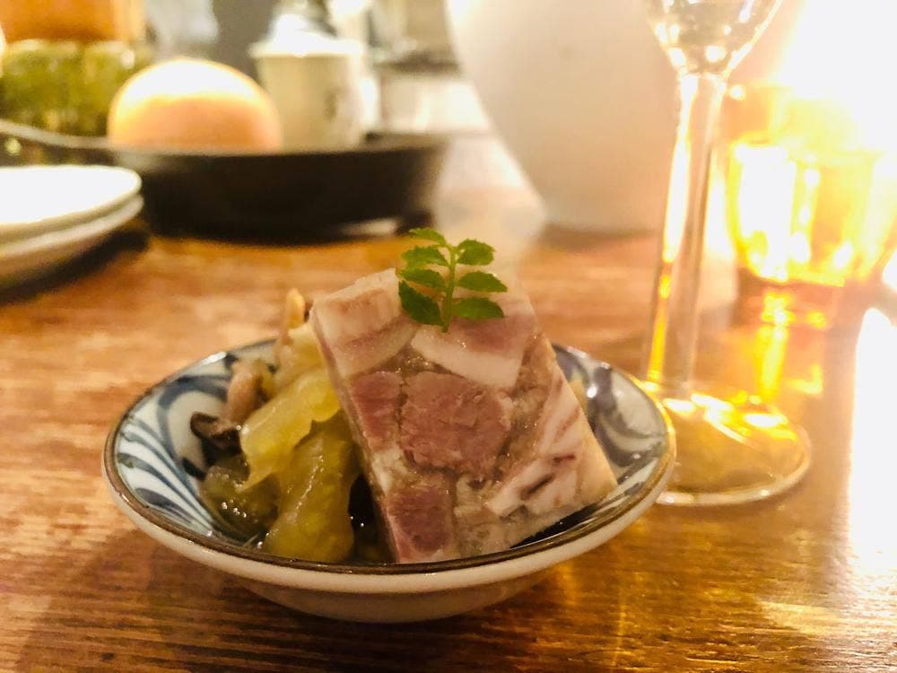 プラットホーム