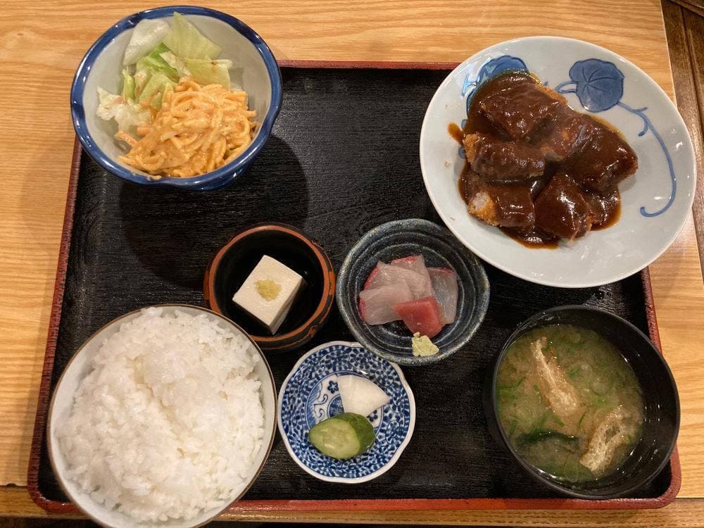 ゆうぜん 遊仙