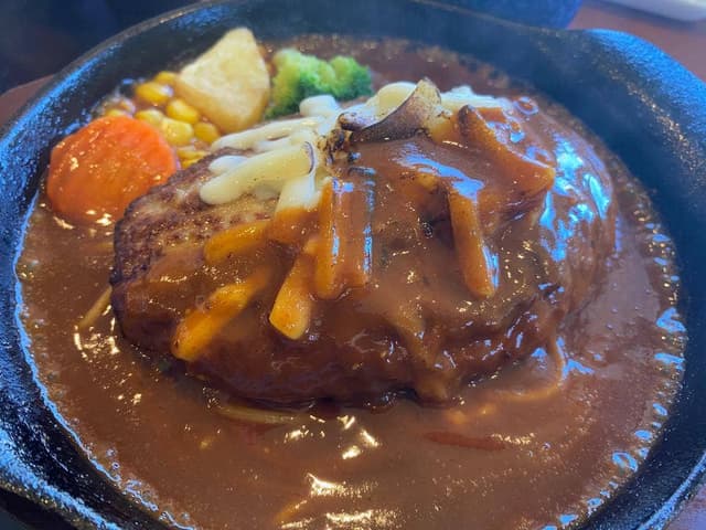 手作りハンバーグ くれよん 北方店 - サブ画像1