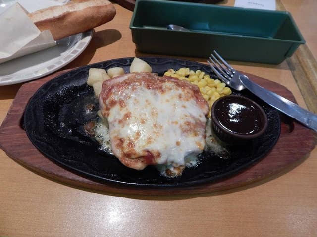 サイゼリヤ 上大岡ミオカ店 - サブ画像1