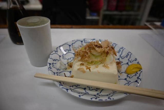 酒のデパート ヒトモト 立ち呑みカウンター - サブ画像3