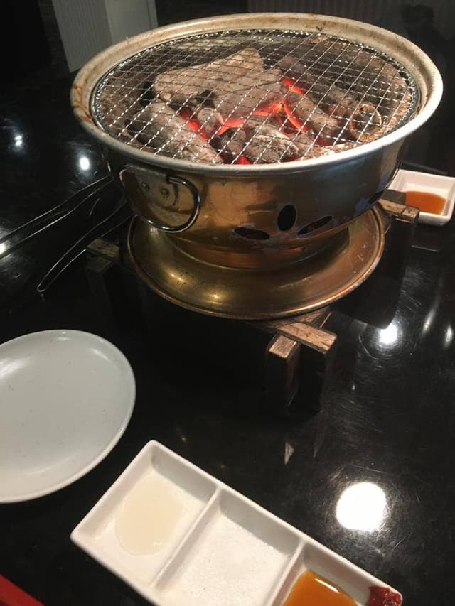 炭火焼肉 幻 - サブ画像1