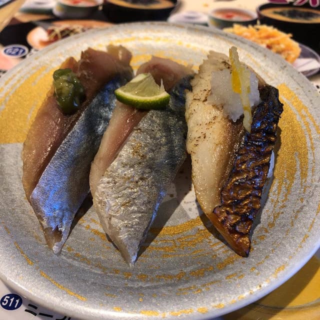 超グルメ回転すし 武蔵丸 豊橋三ノ輪店 - サブ画像1
