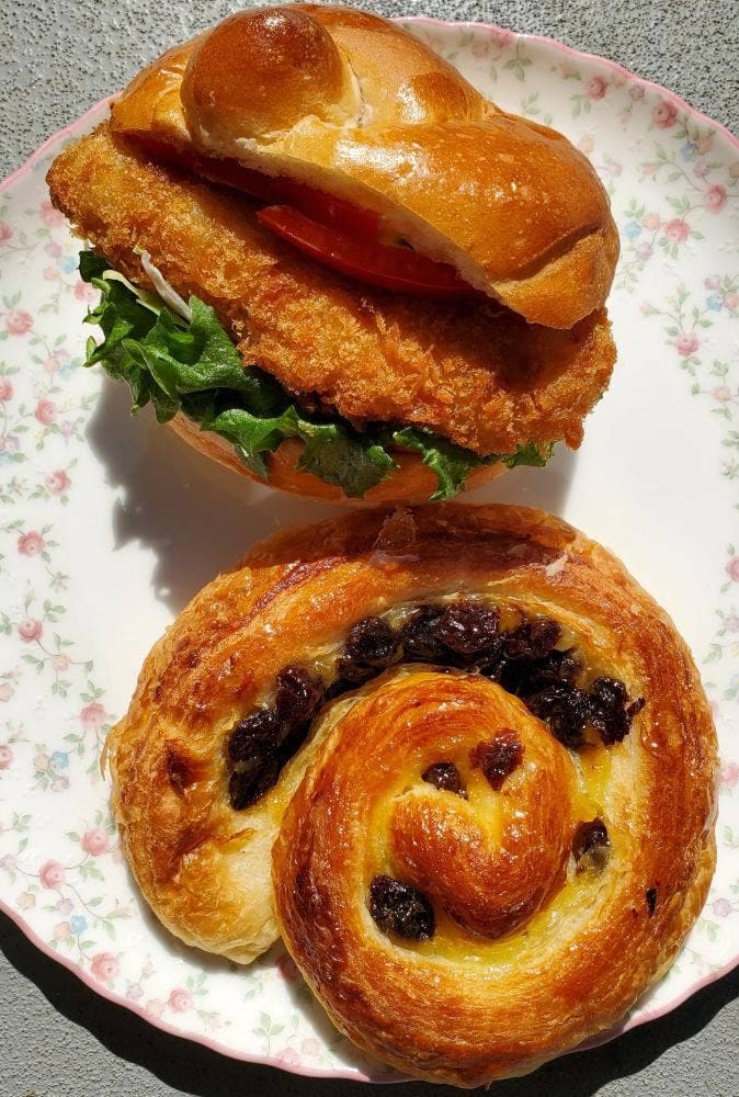 ベーカリー＆カフェ ルパ つつじヶ丘店