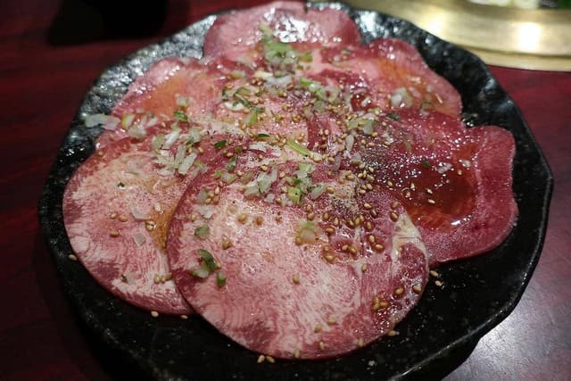 ホルモン焼肉 黒船 - サブ画像1
