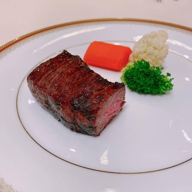 かずさ炭焼ステーキ 照葉樹 - サブ画像1