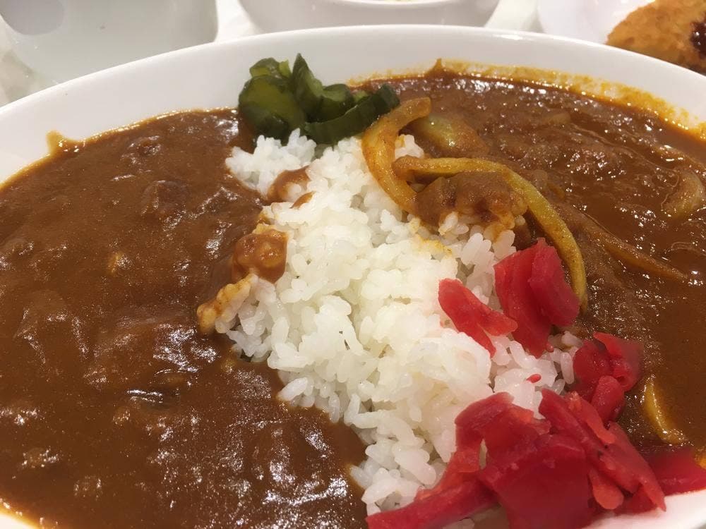 ホテルスーパー泊 レストラン