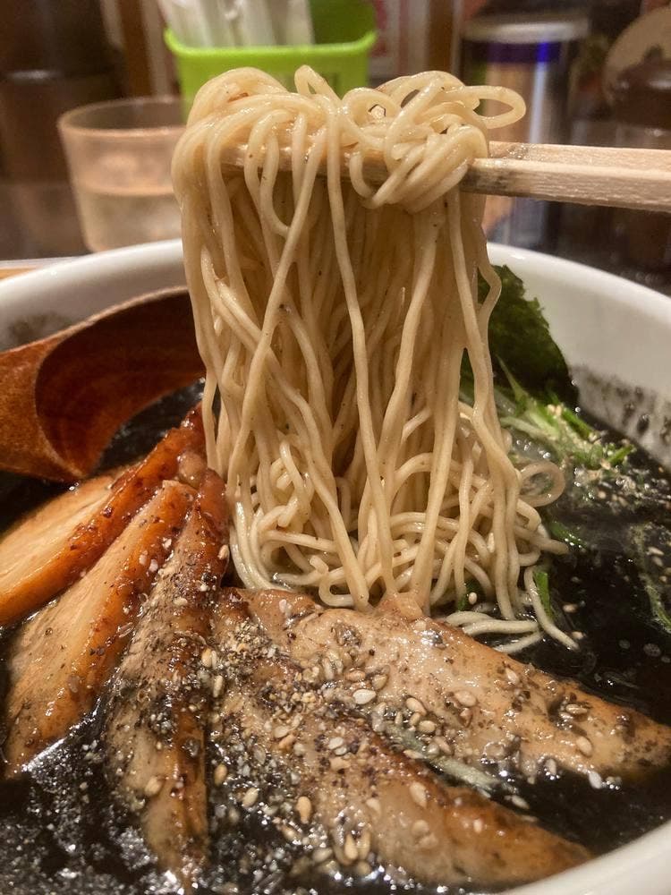 らーめん 麺泥棒 西九条店