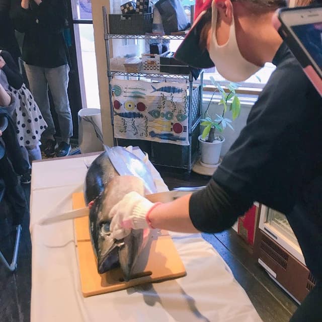 創作まぐろ料理 鮪ソムリエ 楽彩 - サブ画像3