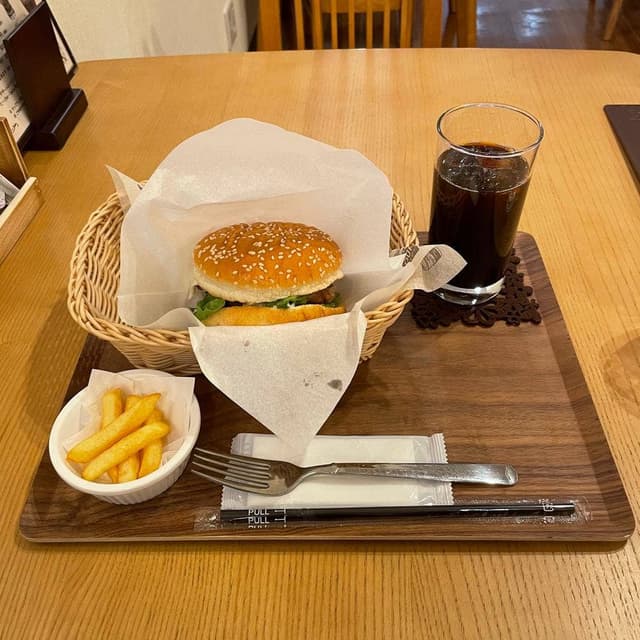 BOOKS&CAFE MAO-MAO - サブ画像1