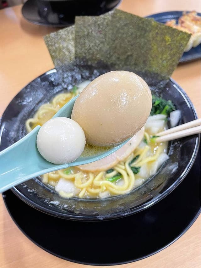 横浜家系ラーメン 若虎家 - サブ画像2