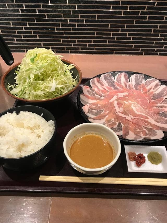 もち豚しゃぶしゃぶ 新宿武蔵 - サブ画像3