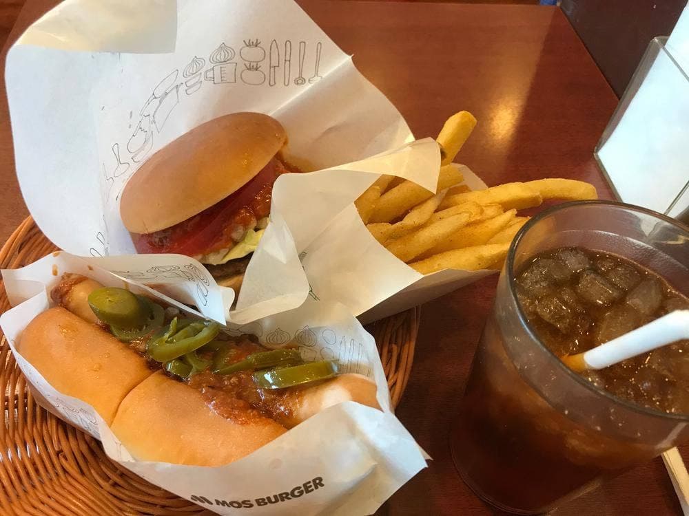 モスバーガー ビアレ横浜並木店
