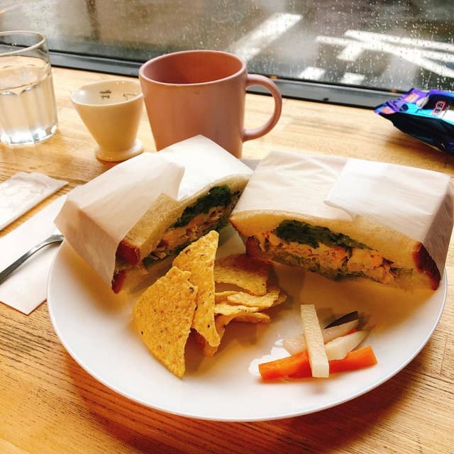 River&Green Cafe - サブ画像1
