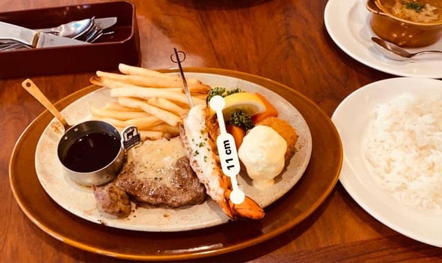 ロイヤルホスト 西川口店 - サブ画像2