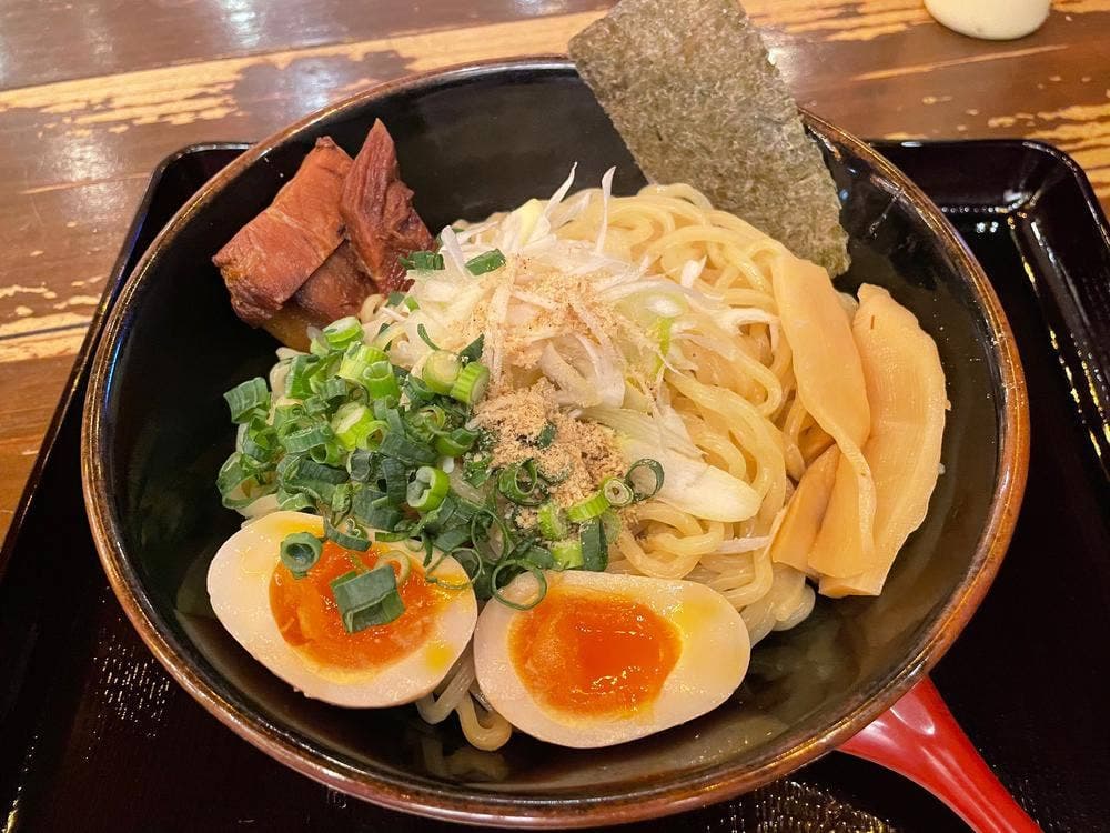 つけ麺 らぁ麺 油そば 六朗