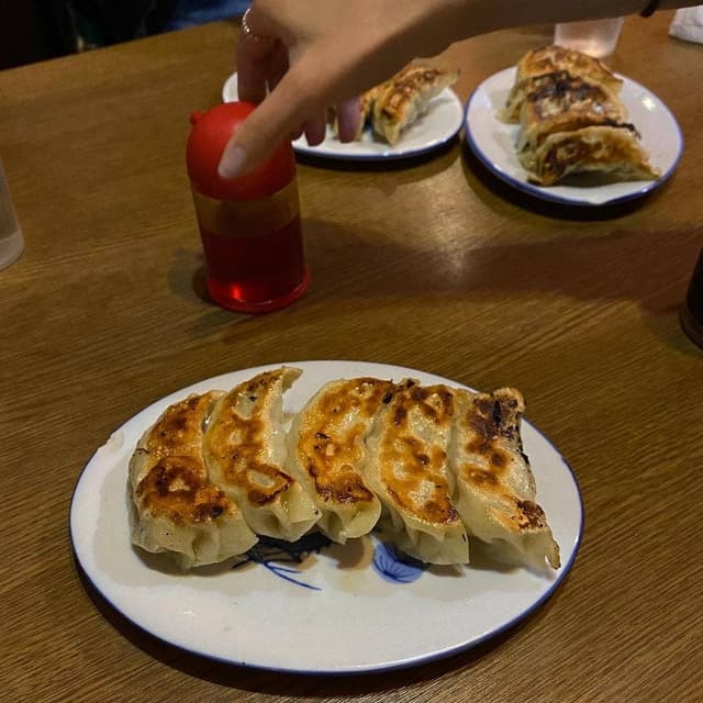 餃子専科Lee 新宿本店 - サブ画像1