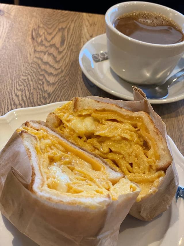 天然酵母の食パン専門店 つばめパン＆MILK 神の倉店 - サブ画像2