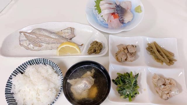 呑み喰い処 榮 - サブ画像2