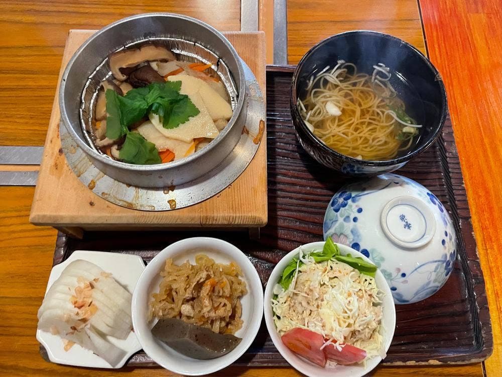 釜めしお好み焼きわらべ