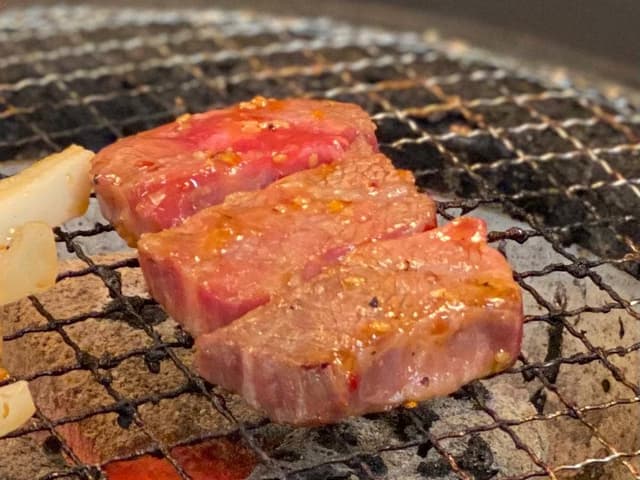 食べ放題専門店 焼肉 ホルモン 炭火や 牛光 - サブ画像2