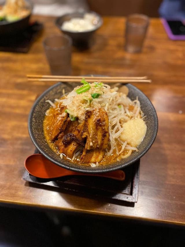 二段仕込み 味噌らぁめん 八蔵 - サブ画像2