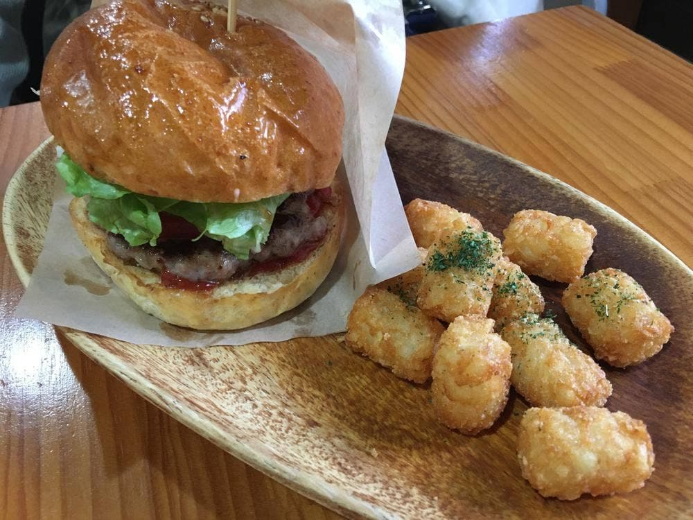 サンバーガー&彦根クレープ