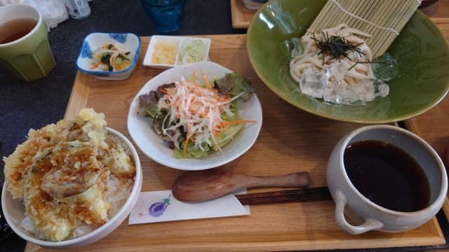 本格手打うどん 樂乃里 - サブ画像1
