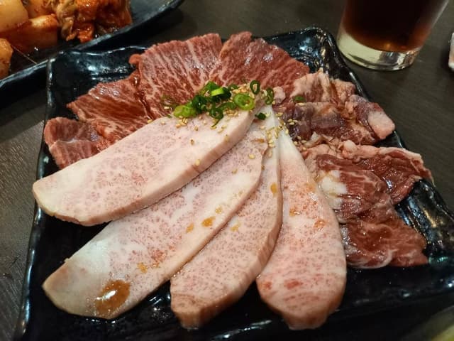 熔岩焼肉 牛火 - サブ画像1