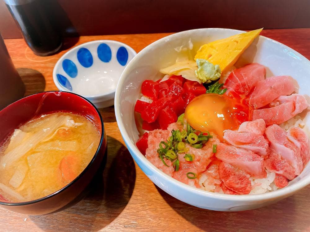 まぐろや歳三郎