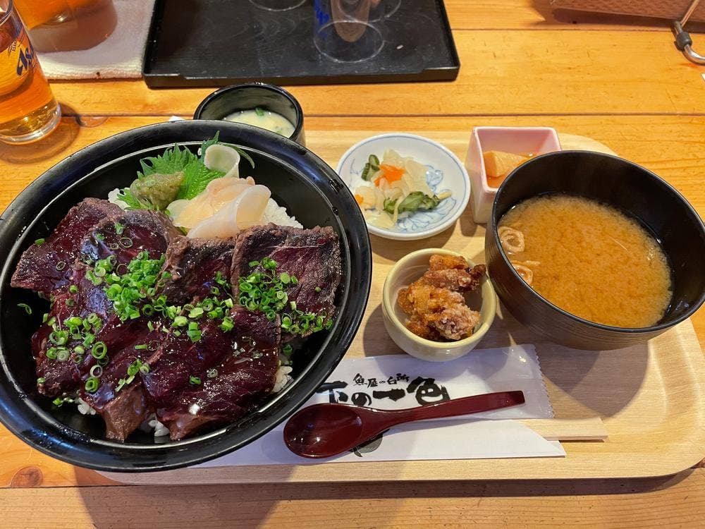 魚屋の台所 下の一色 本店