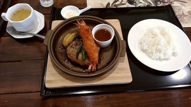 洋食 喫茶 たけ - サブ画像1