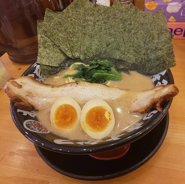 横浜家系ラーメン 辻田家 鶴田店 - サブ画像1