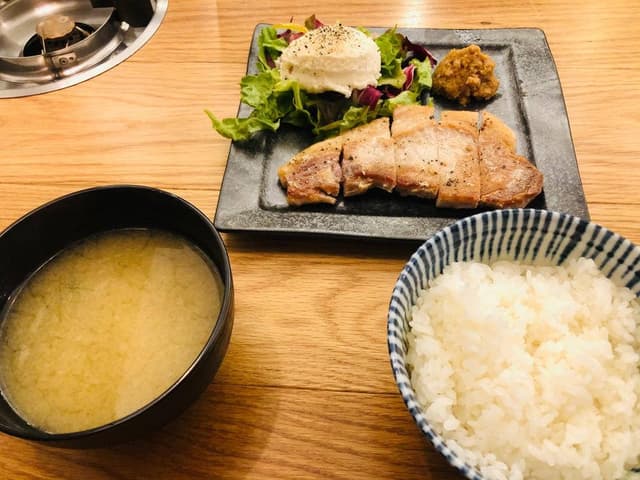 炊き肉名人 和牛まる - サブ画像1